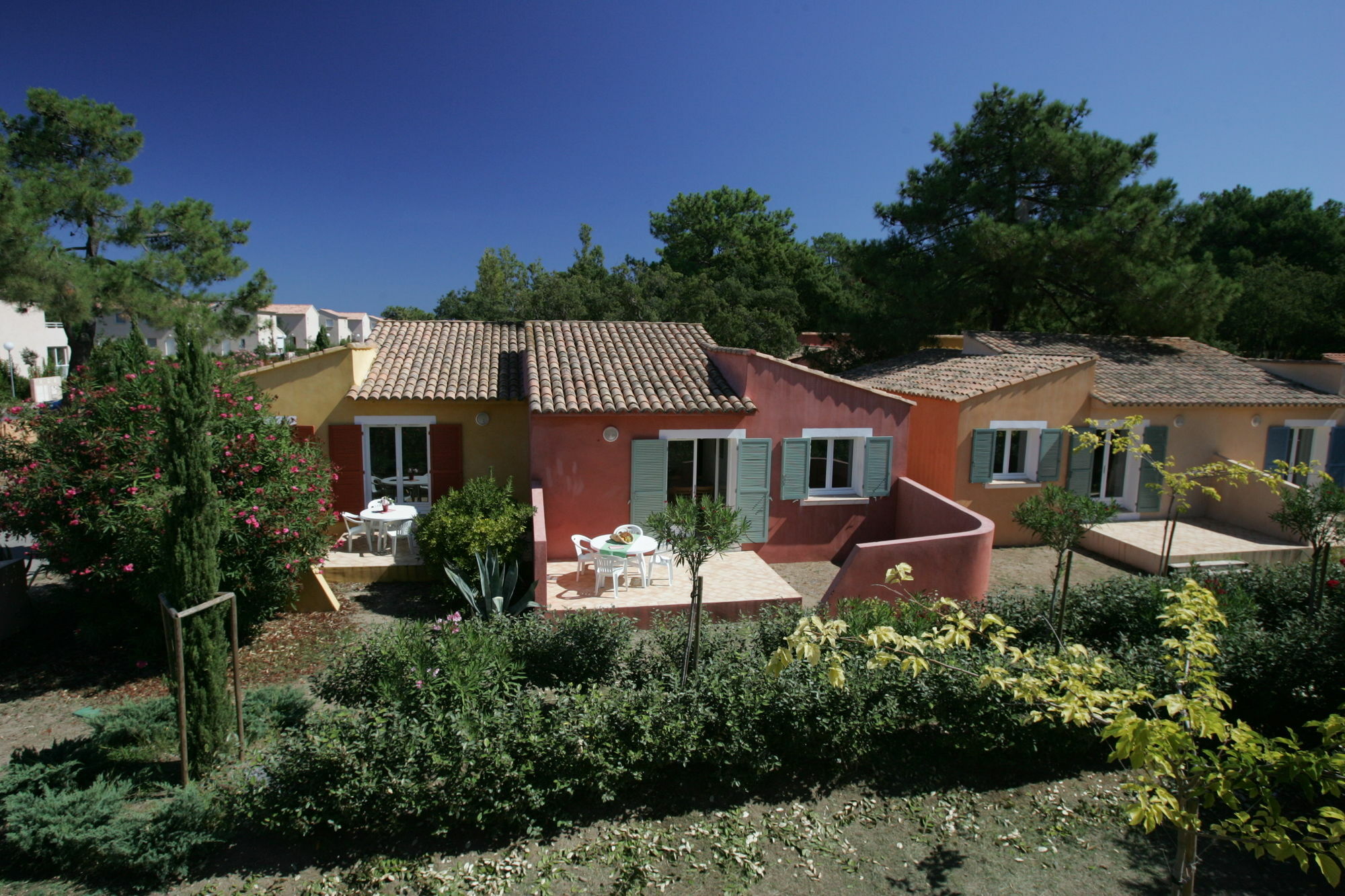 Residence Cala Bianca Борґо Екстер'єр фото