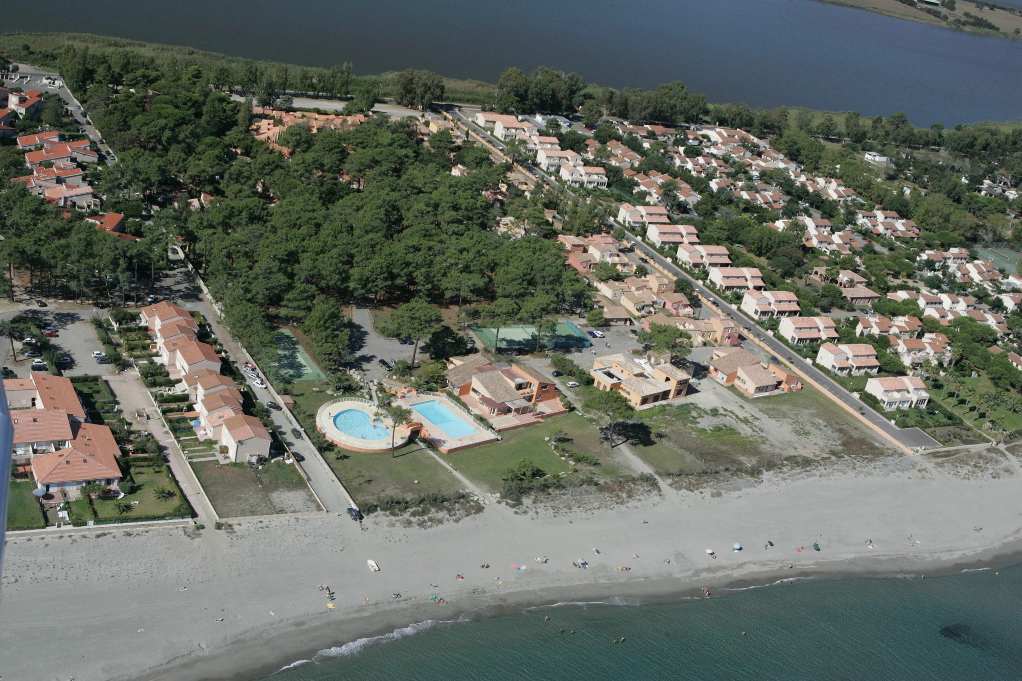 Residence Cala Bianca Борґо Екстер'єр фото