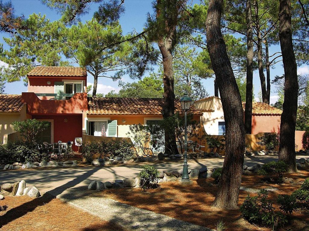 Residence Cala Bianca Борґо Екстер'єр фото